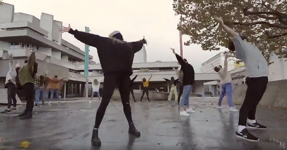 WhatsOnStage's tweet image. ‘We will come back home.’

Watch performers create special Greatest Showman video in front of London's theatres whatsonstage.com/london-theatre…