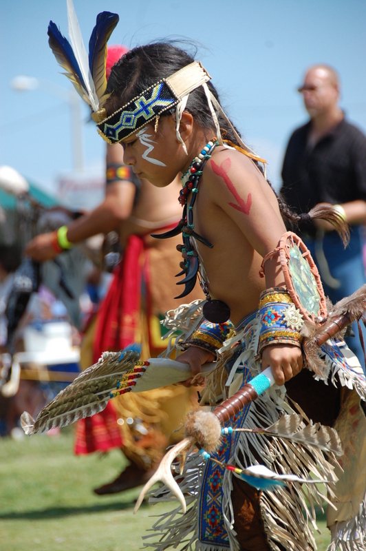 HAPPY NATIVE AMERICAN HERITAGE MONTH!In celebration, here is a thread of my favorite all-time photographs I've taken as a journalist and photographer. #HappyNativeAmericanHeritageMonth #NativeAmericanHeritageMonth  #Thread  #PhotoThreadPhotos by yours truly,  @VinceSchilling