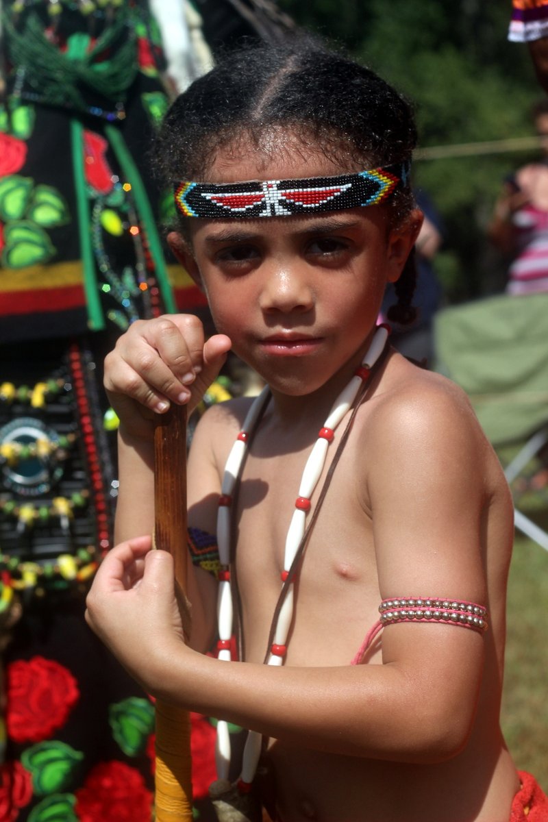 HAPPY NATIVE AMERICAN HERITAGE MONTH!In celebration, here is a thread of my favorite all-time photographs I've taken as a journalist and photographer. #HappyNativeAmericanHeritageMonth #NativeAmericanHeritageMonth  #Thread  #PhotoThreadPhotos by yours truly,  @VinceSchilling