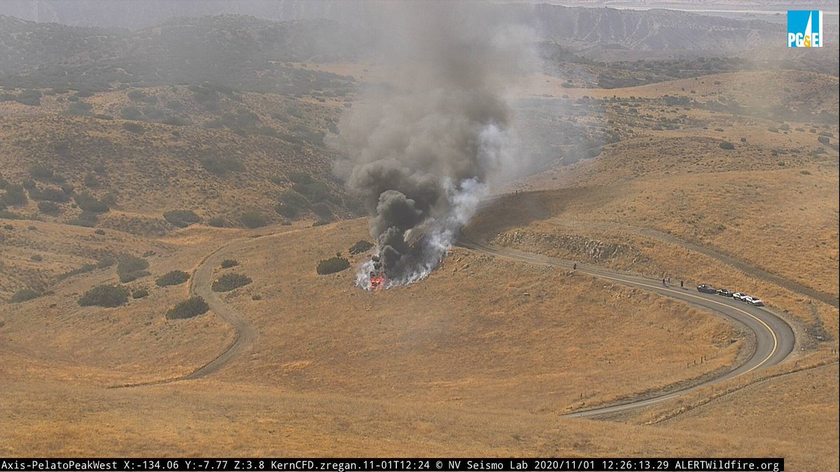 barkflight's tweet image. Brush fire — Hudson Ranch Road and Ballinger Canyon — #KernCountyFire + starting Santa Barbara County Fire