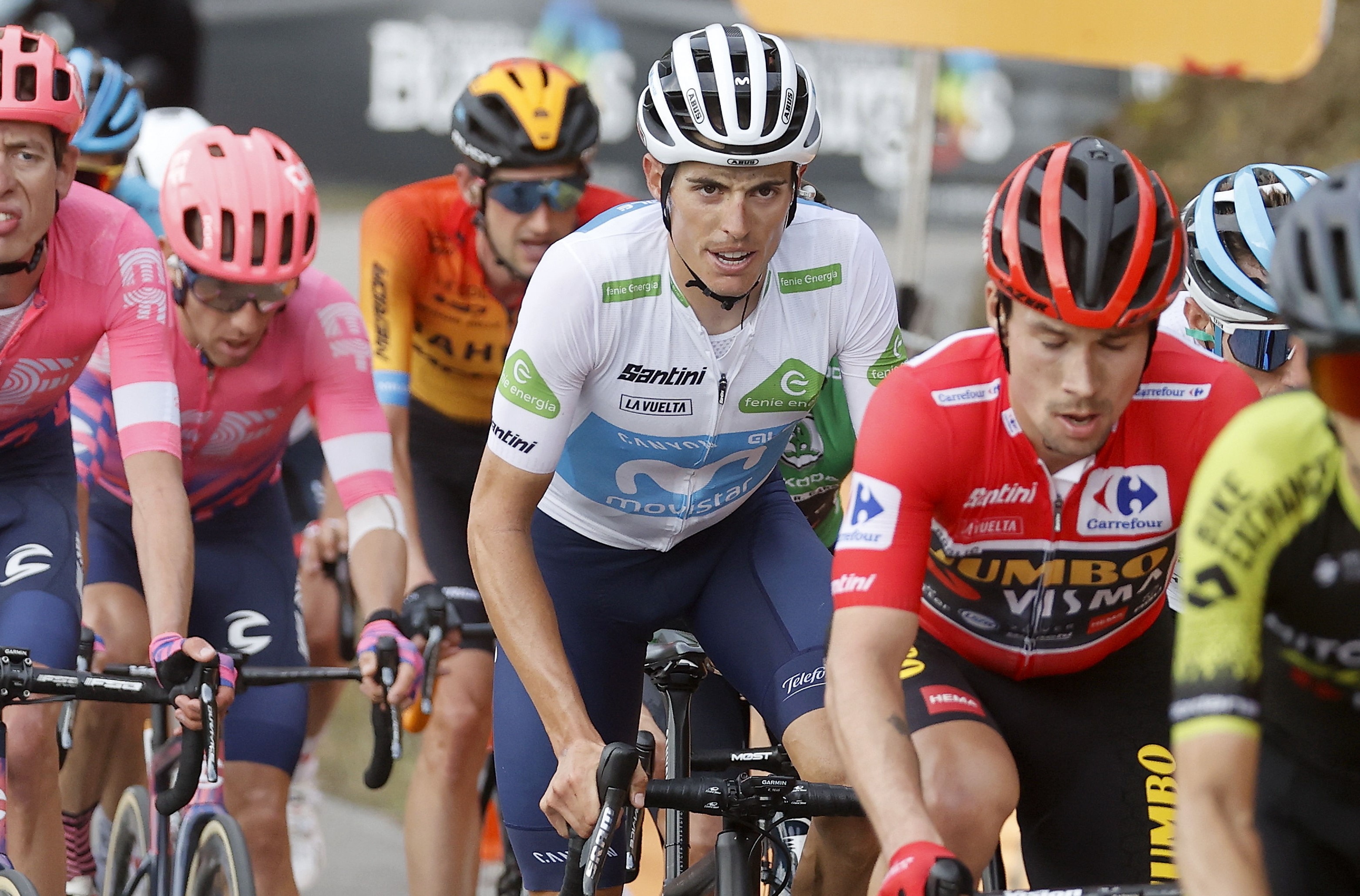 Carthy gana 12 Vuelta 2020