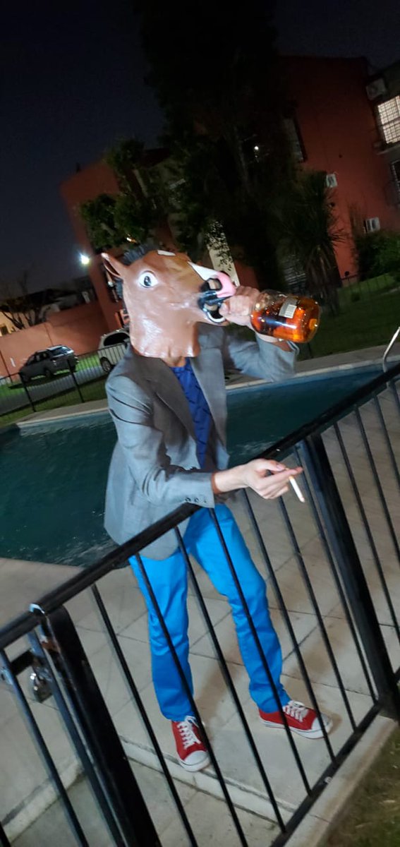 IgnacioJuez's tweet photo. back when i realized kids these days just don't appreciate a good costume.
@AleeeM1 @BoJackHorseman @RaphaelBW @arnettwill https://t.co/VpGnTnNgSO