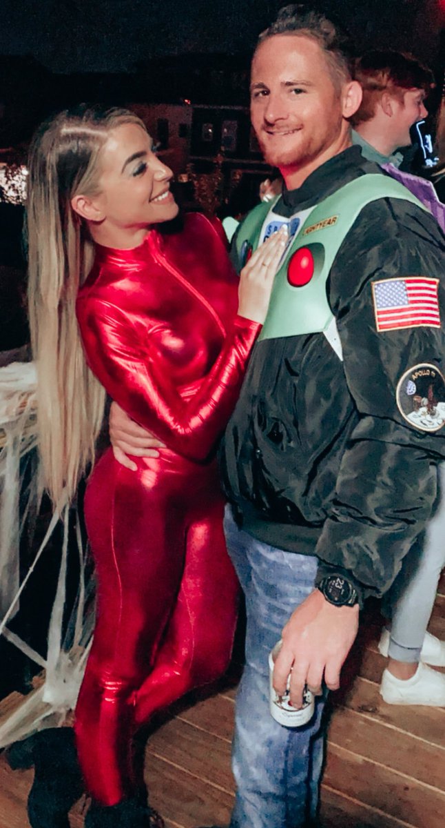 Just a girl and a spaceman. Last night was a blast!  Happy Halloween! 🎃🎃🎃 #halloween #britneyspears &amp; #spaceman 😍🤤 @RissaBranch