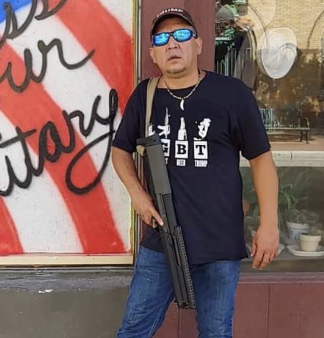 Trump supporter Eliazar Cisneros likes to donate food to cops which he calls “leverage.”Looks like Eliazar expects unjust favors in return when he served the San Antonio Police Department back in July.