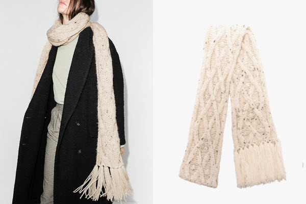 soniasache's tweet photo. #ScarfSunday
Many wonderful things come from Italy, including this wool cable knit scarf from Isabel Marant Florens
Perfect white, flecked with brown strands
And the excellence is seen within the details like the dotted baubles and fringed edges
It looks super cozy too! https://t.co/F2og6WpbTT