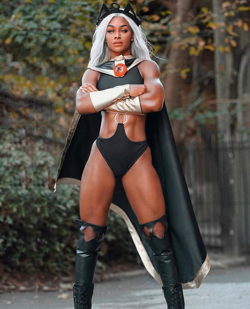 RPHutch1975's tweet photo. I'm speechless...
Jade Cargill as #Storm https://t.co/Egxizhg9Gy