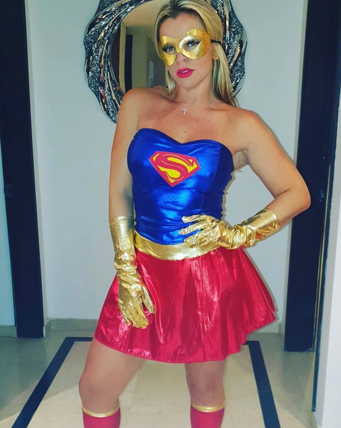 hotwife_fer's tweet photo. #modoputita #Halloween2020 #superputa https://t.co/CdbtEAJ4QO