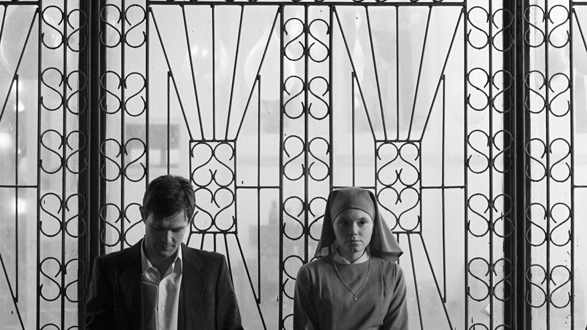 29. "Ida" (director Paweł Pawlikowski, DP Łukasz Żal andRyszard Lenczewski)  http://bit.ly/3oMSd9y&nbsp;