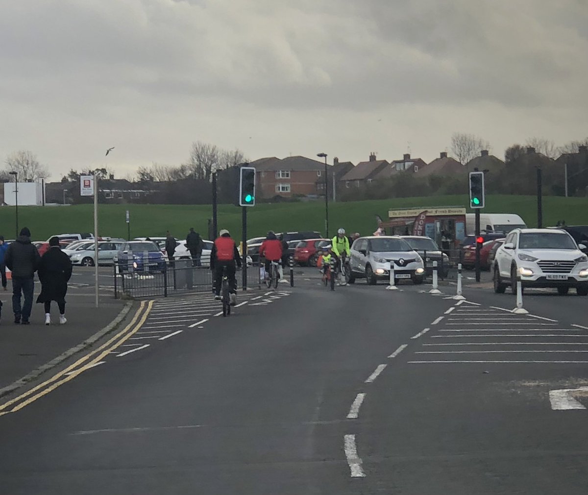 AidanGarnish's tweet photo. Today was windy and cold but lots of people out and about at the coast. @SunriseCycleway @NTCouncilTeam @Carl_Johnson03 #ItHasToStay https://t.co/Z8U6FXVLpp