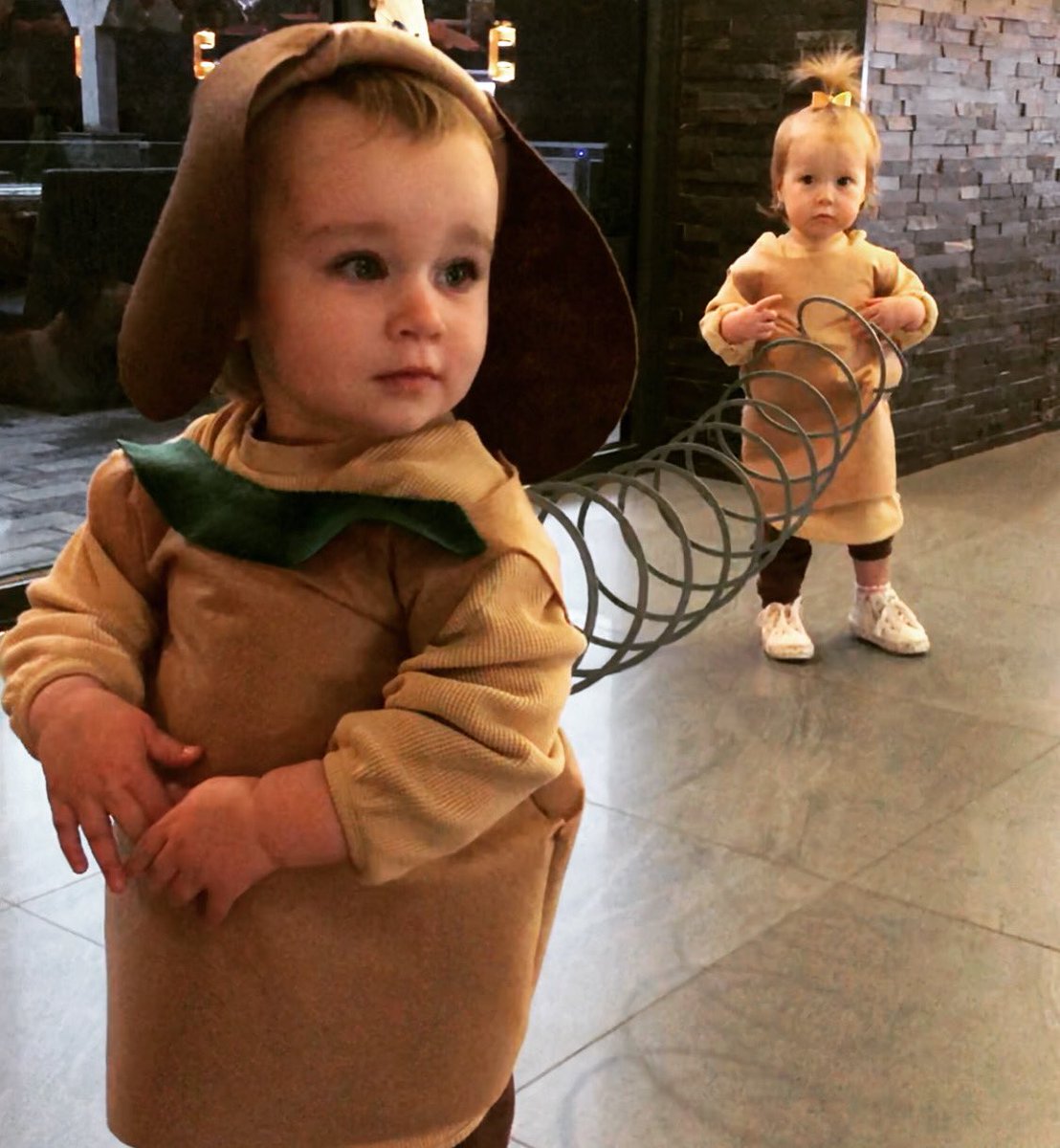 Can we just take a moment to appreciate Bonnies 2nd Halloween costume was the Ass end of Slinky Dog Hahahah ! Cute or abuse ? 😂😂👏🏼 #toystory - she’s going to love me when she’s 18.
