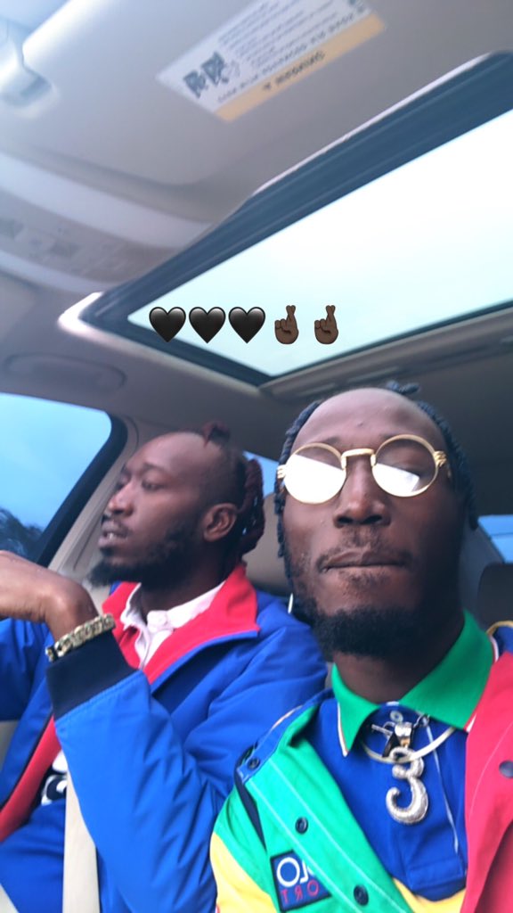 cirenosit's tweet photo. twin 🤞🏿 . https://t.co/ShOYbS9XTa