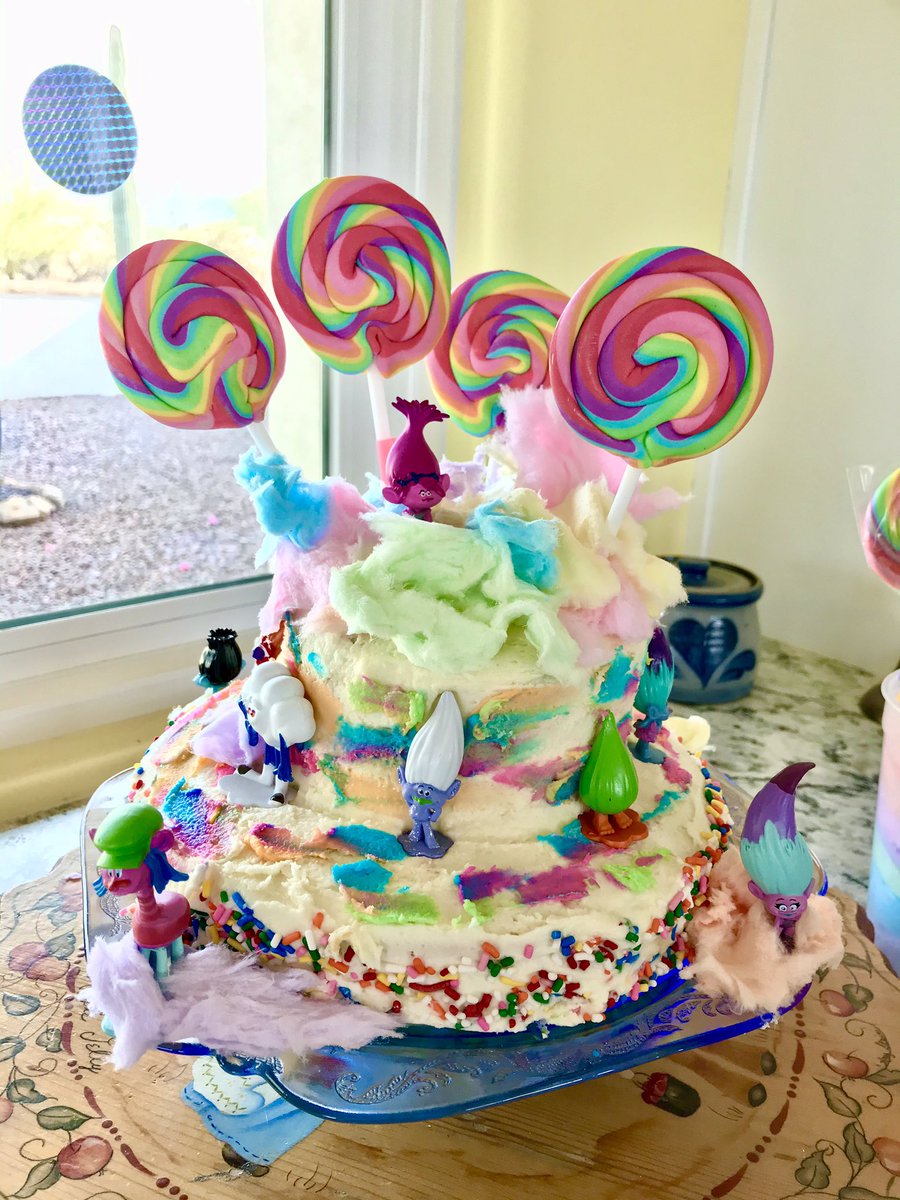 ZenyattaMafia's tweet photo. This year’s birthday cakes! #almostseven https://t.co/COfHWb93A2