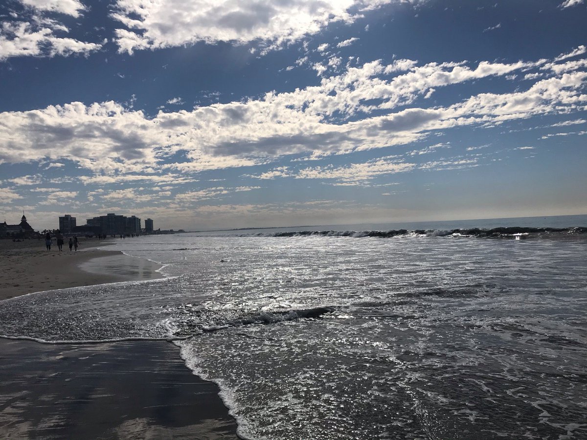 Sherrieboberrie's tweet photo. Much needed R&amp;R (@ Coronado Beach in Coronado, CA) https://t.co/fAK8AOTXhq https://t.co/ICl0JgikxV