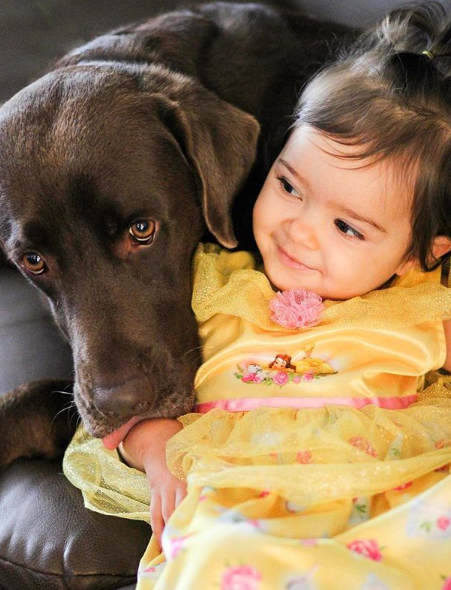 She is loose with the hounds~