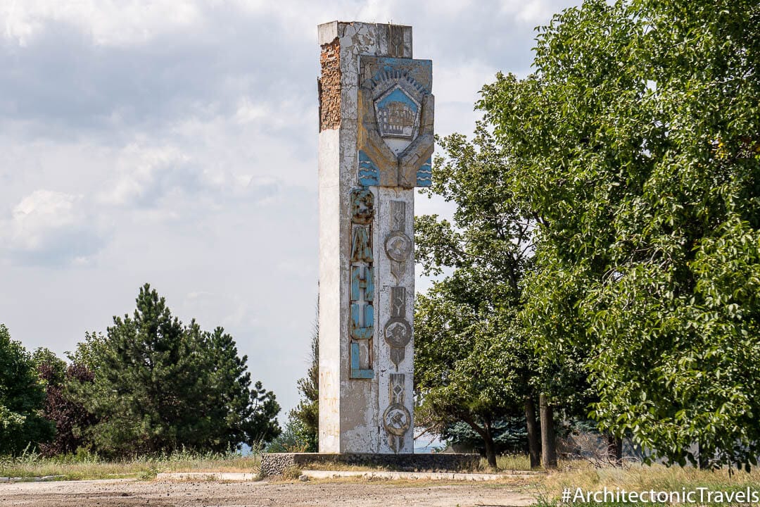 KathmanduBeyond's tweet photo. Photo: “Cahul City” Monument in Cahul, #Moldova #travel #sovietmonument https://t.co/nxe07AFapu https://t.co/VuhX76iU32