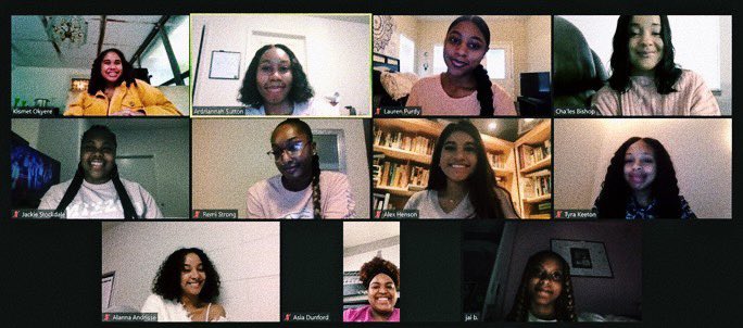 Desire2AspireMU's tweet photo. We want to thank all our Aspirers who joined us for our virtual happy hour last Sunday! We had good conversations about how we were doing mentally and cheered to the final weeks of the semester. 🥂 Stay safe all. 💛 https://t.co/cvQWWzw7y9