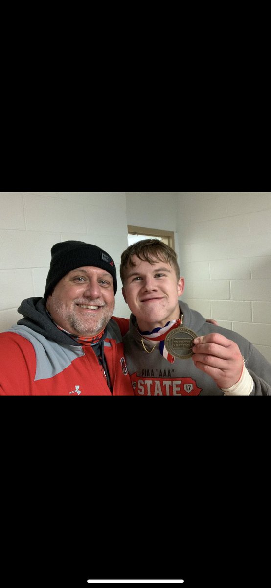 landonbwilliams's tweet photo. D6 Champs with the best teammates and coaches around. Love you all. @jeffhoenstine2 @JeffreyColbert @Hunterhk3 @DodsonBranson @AjHoenstine #foryou2 https://t.co/3wXAQ8zsEn