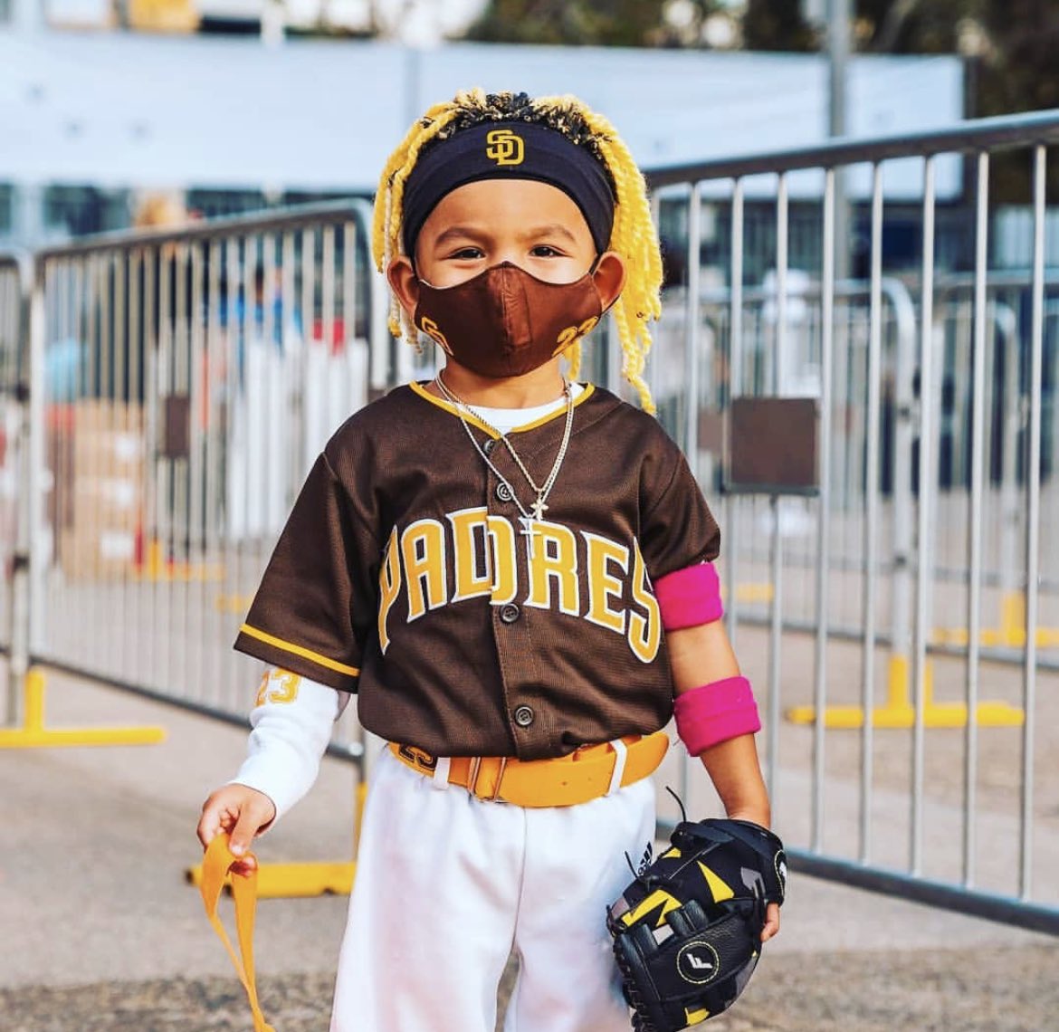 SB Nation on X: kids dressing up as Fernando Tatis Jr. for Halloween will  make your day  / X