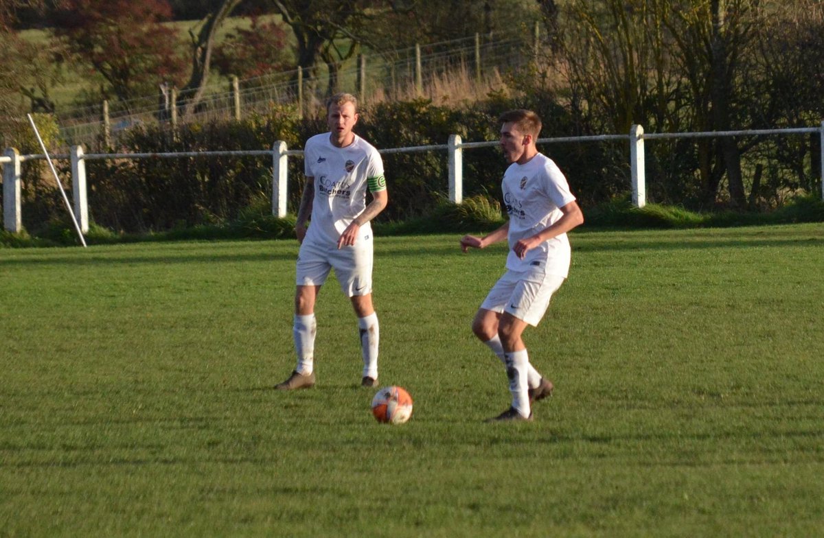 DaveySurrey's tweet photo. Gutted that β½οΈ is gonna be knocked on the head for a while, going to miss it massively. Was just starting to get back to enjoying playing again, its been a god send in terms of helping me switch off from other things. #LockDownNumber2 π https://t.co/MsilMhcwpF