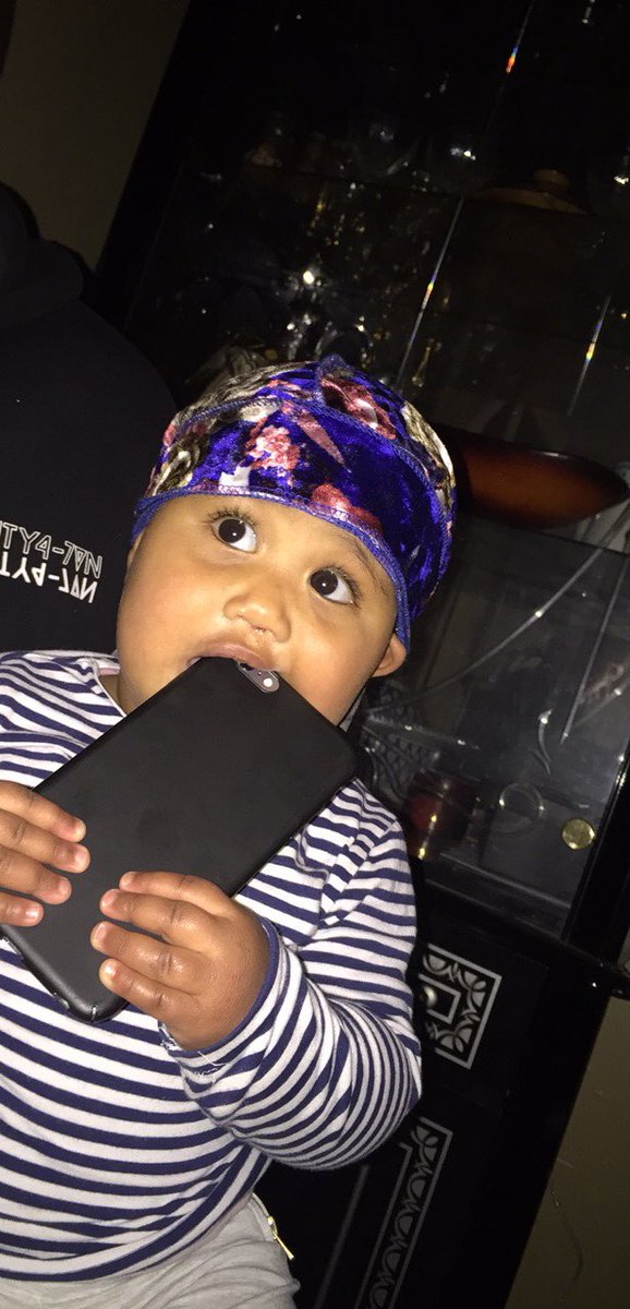 zakariyalondon's tweet photo. It costs $0.00 to retweet a black owned business. 

I make Handmade pieces for customers who’s into art or if your just intested in owning a unique piece of clothing from me 😊

Thank you in advance!

P.S- This is my cute Niece rocking my pieces ☺️☺️ https://t.co/B12eNvoGs1