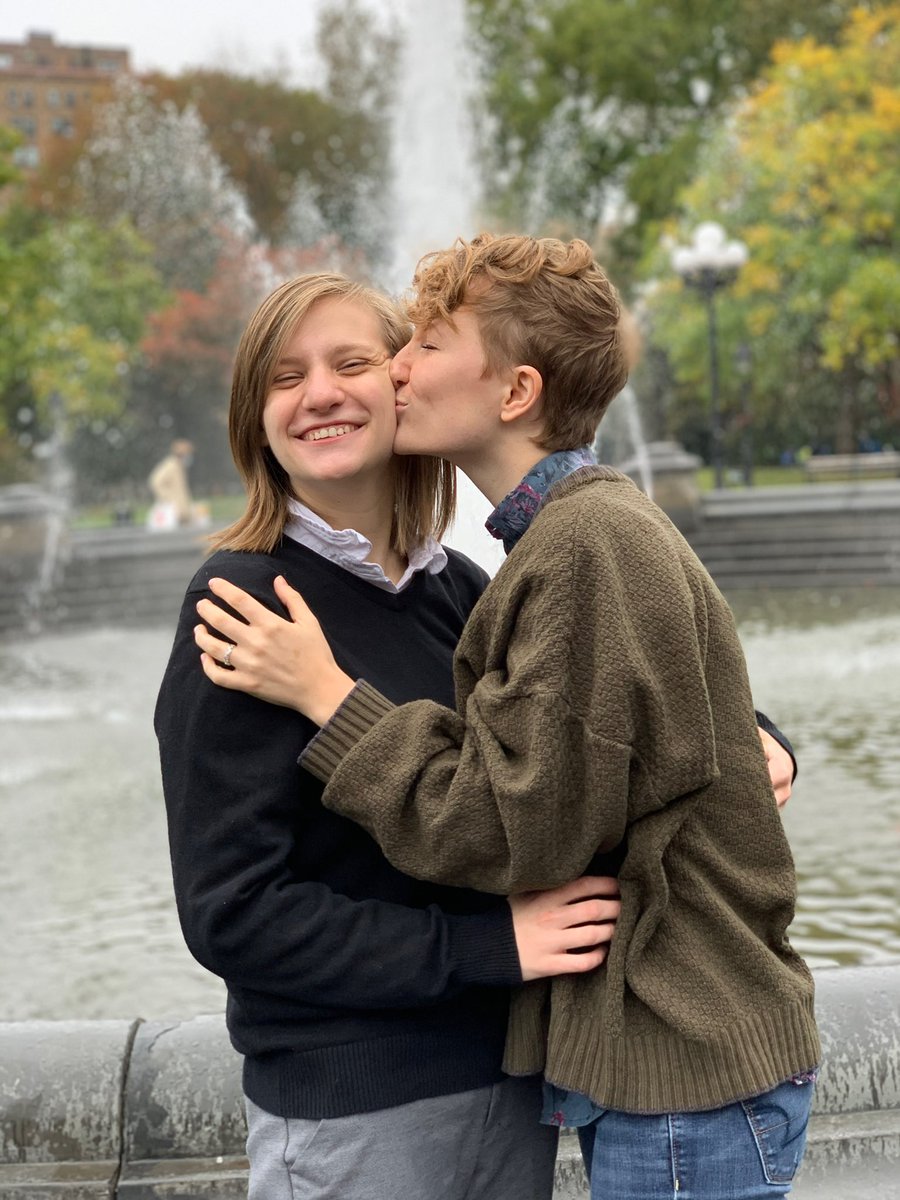 maddy_zaddy's tweet photo. IM ENGAGED https://t.co/FIkEhwFErL