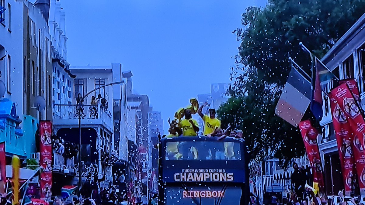 ThabisoSithole's tweet photo. Just Finished watching #ChasingTheSun! Great Production to you @SuperSportTV! Great Job! Well Captured @russellbelter, you have always been a creative Genius. Well Done To You All 👏. https://t.co/ukAxrLDOcT