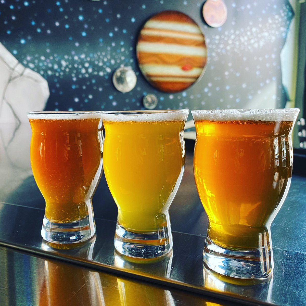 New Month : New Beers! Harvest Ale, with malt from <a href="/SugarCreekMalt/">Sugar Creek Malt Co.</a> and hops from <a href="/IndyHighBines/">Indy High Bines</a> is on. As well as Love Whip Pineapple Milkshake, and the next in our Experimentale Series, Red Velvet!

#supportsmallbusiness #supportlocal #supportlocalbusiness