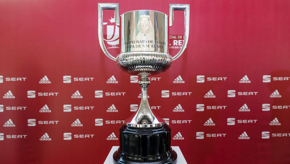 zuzale4's tweet photo. Y LA FINAL DE COPA PARA CUANDO???? 🏆 #fechaya
@RealSociedad
@rfef https://t.co/zc8PzHWdNg