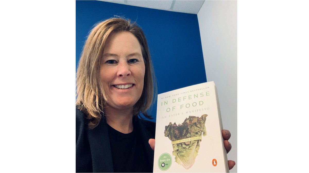MiLivingGreen's tweet photo. Happy November! We are featuring @slichterman the City’s Commissioner of Community Services for #SaugaClimateReads. “In the Defense of Food” by Michael Pollan is an excellent read showing us how we can be more thoughtful about our food choices.
📘 Available @mississaugalib https://t.co/AvDZLiXDQC