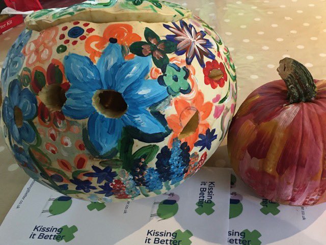 Kissing it Better DofE tweet media