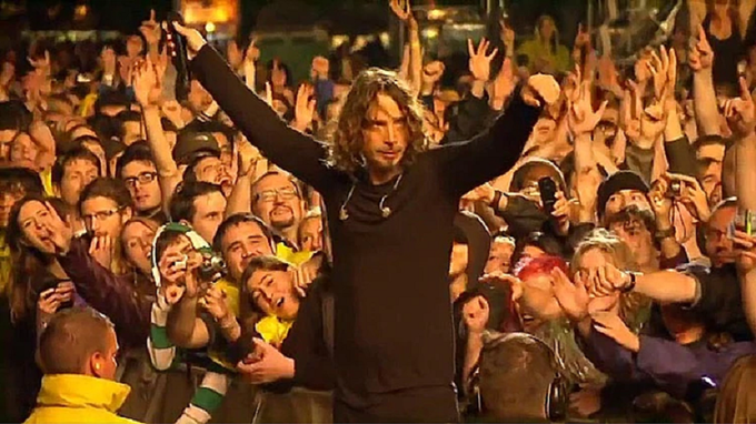 setastellam's tweet photo. "When I feel
Like lies are all I hear
I pull my memories near
The one thing they can't take "
#CHRISCORNELL #FOREVERLOVED #TRUTHFORCHRIS
🧡🌀❤️♾ https://t.co/vomiZFHDdS