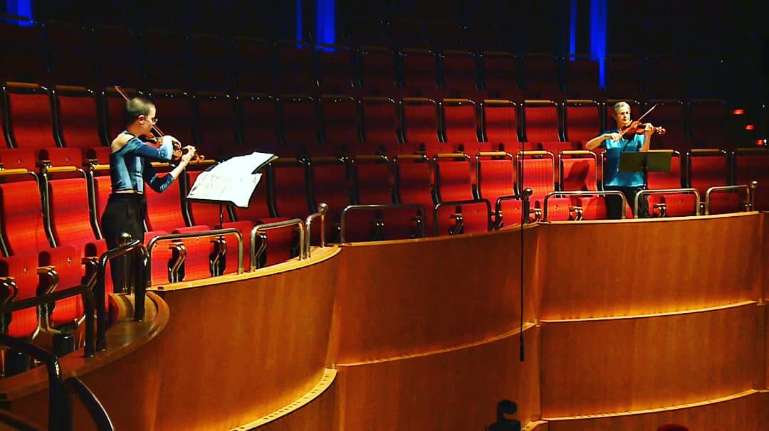 jekltwin's tweet photo. Benefizkonzert der @koelnmusik, @guerzenichorch, #WDRSO, @ConcertoKoeln &amp; @Musikfabrik setzt ein Zeichen f. die Kultur, v.a. die freie Szene, die vor nächstem Lockdown steht. Danke sehr, hoffe auf viel Unterstützung, bleibt gesund + haltet durch! @fxrroth @CristiMacelaru 🎶🙏👏💪 https://t.co/aioIdTJncZ
