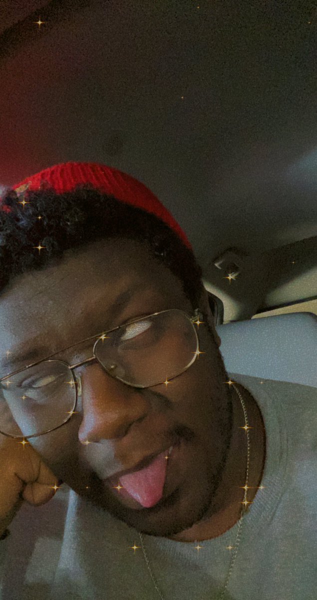 too_price's tweet photo. Hold up, there shouldn’t be no hold up 🥵 https://t.co/mvvs9CprkW