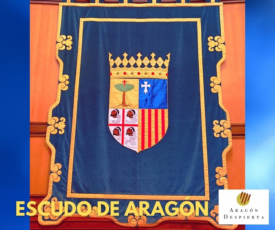 🙂🙂 Hoy nos despedimos con este otro bello escudo de #Aragón, que pertenece a la sede del Gobierno de Aragón en #Zaragoza (en el edificio Pignatelli).

😴😴 #Buenasnoches una vez más, y recordad que mañana... #Aragóndespierta