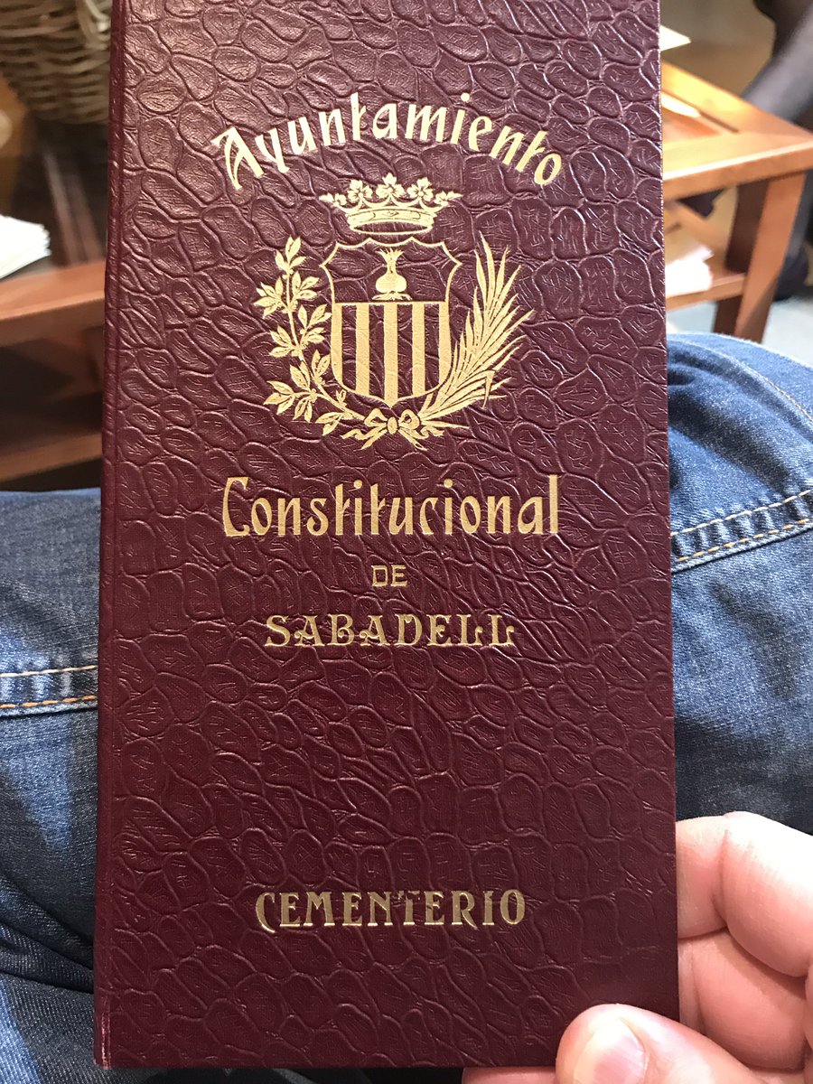 Manelsaus's tweet photo. Repassant a veure si encara hi ha lloc. #Previsió #PutaEnric https://t.co/n7PSlzebwS