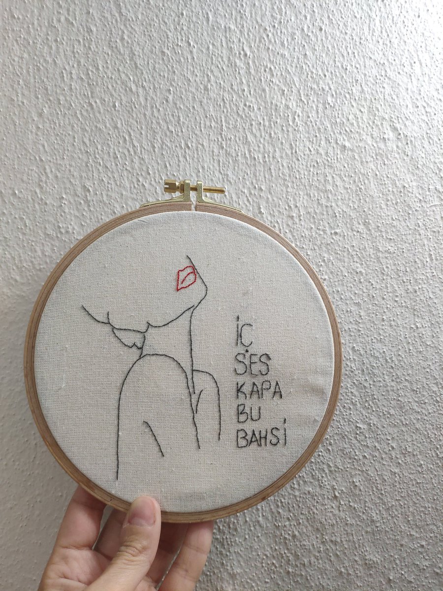 Saydım insanın 99 tane yalnızlığı vardı.
#didemmadak