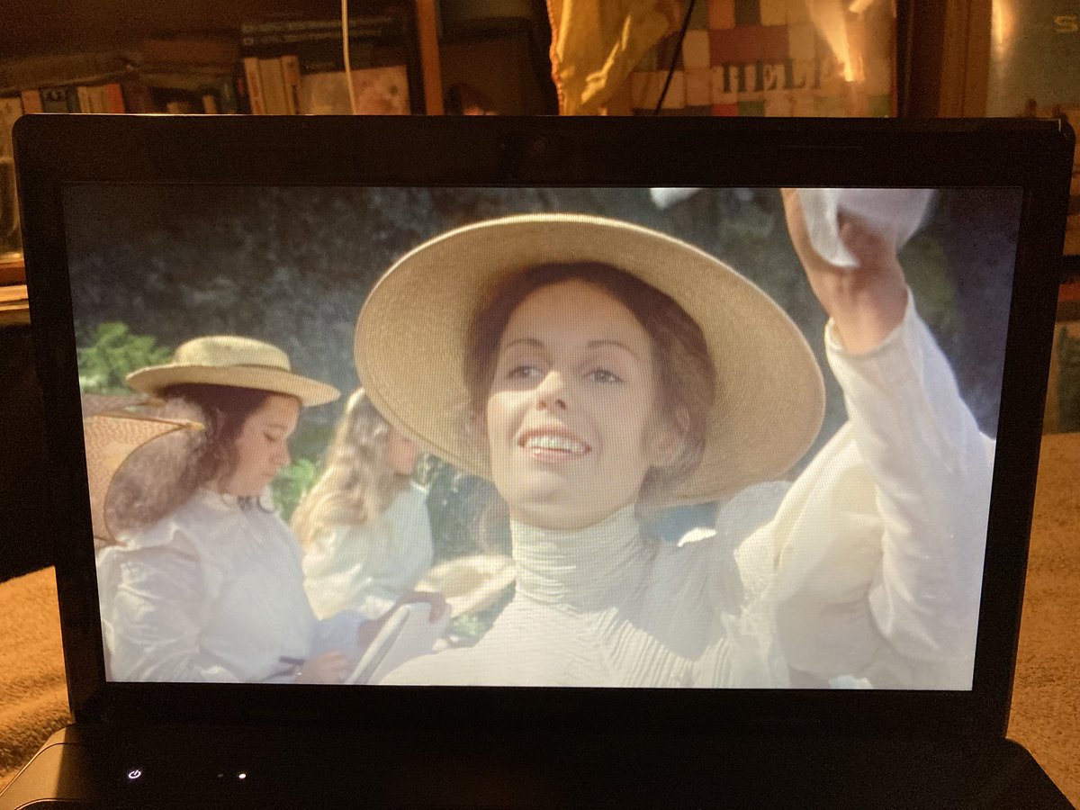 The way the heads each rehearse their speeches, & the problems posed to each of them by Sarah/ Lydia. The teacher at the piano, playing on to try to override what they see as showing off. The art teacher, the French mistress, closer in age & understanding to the girls. 6/