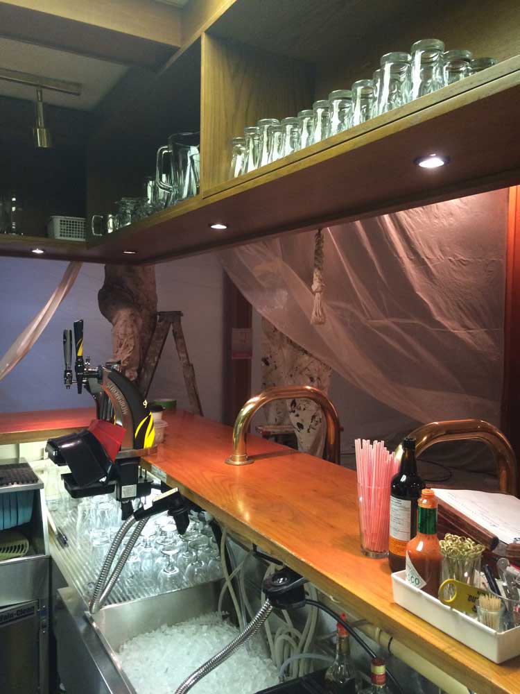 kingpaintworks's tweet photo. Kingpaintworks is a professional painting company. Hire local in #Vancouver #hireapro 604-551-5826 https://t.co/BBNQ2Oxbkg https://t.co/7lyVFQMoCM