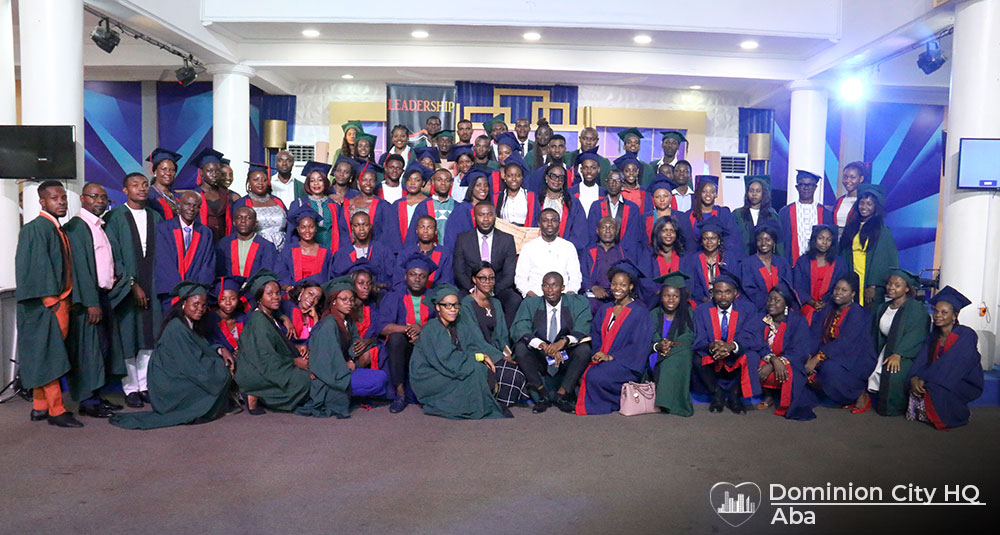 dominioncityaba's tweet photo. Congratulations to the New set of Leaders in Aba!
#DLIGraduatuon
#DCAba
#DominionCity https://t.co/cAb4V6GxfT