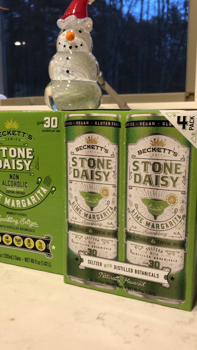 sy30599966's tweet photo. #stonedaisy $tnybf #sobernovember @drinkbecketts I put a little #tequila in mine though https://t.co/5a8bYgbjsr