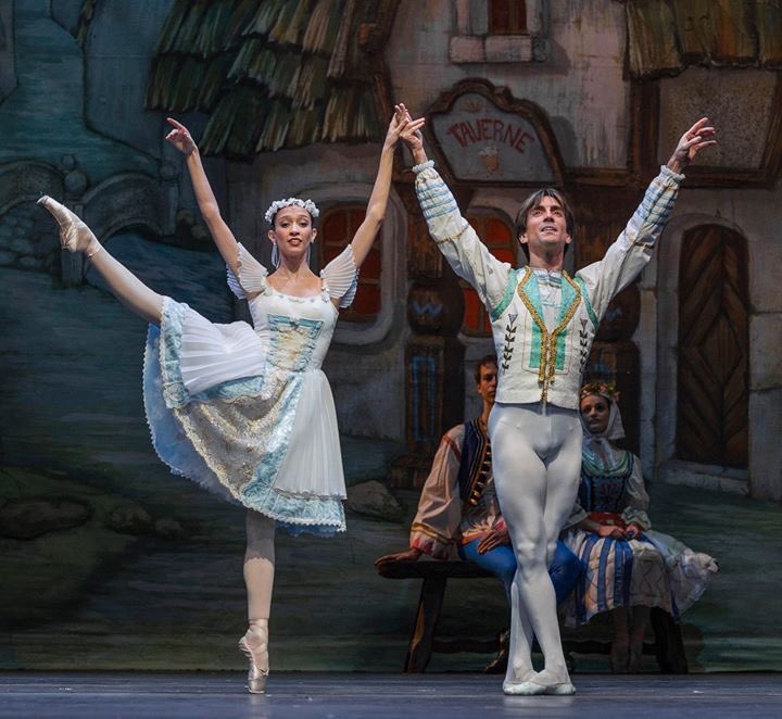 juanpabloledo's tweet photo. Hoy se transmitirá en vivo por la página @TeatroColon Coppelia, un ballet tan audaz como divertido.
No se lo pierdan. A las 20 hs
@LANACION @LaChertkoff @ConiBertolini https://t.co/xkqewg3KnT