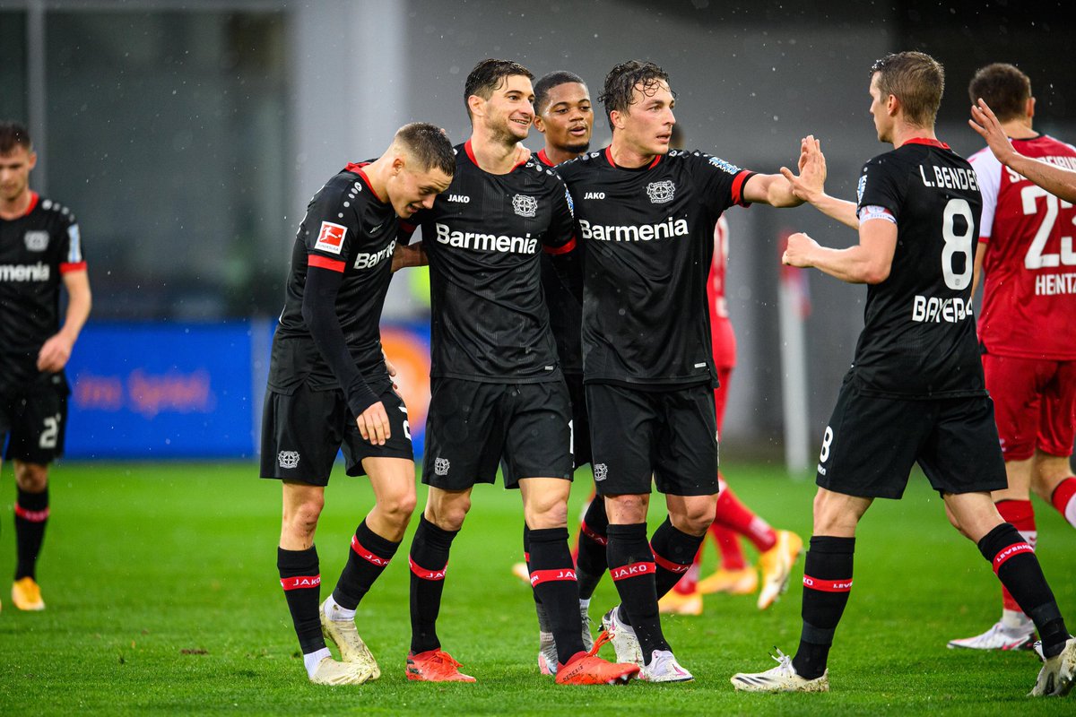 Freiburg 2-4 Leverkusen:Unbeaten Bayer faced an indifferent SCF.Streich's men can turn up on any given day.Took the lead through Höler. But in form Alario's brace (6 goals in 5), a thumper from Amiri and a header from Tah gave the Werkself a good win in a hard away game #SCFB04