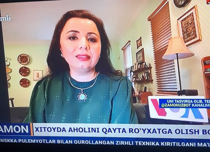 Navbahor's tweet photo. Washington-Tashkent live today: @AmerikaOvozi-Sevimli TV #Zamon discussed America’s election month. Fans captured these moments in Uzbekistan. https://t.co/Te1EdPJtT7