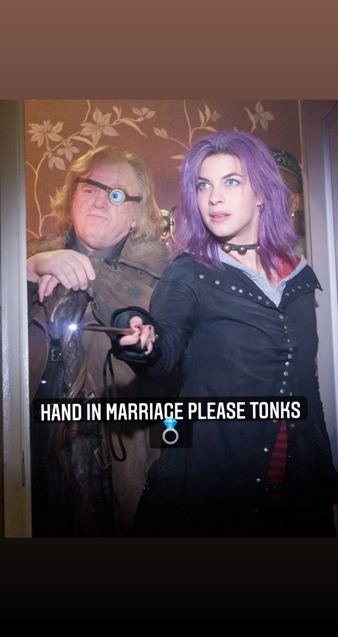Yo it\s my crushes birthday happy birthday Natalia Tena  