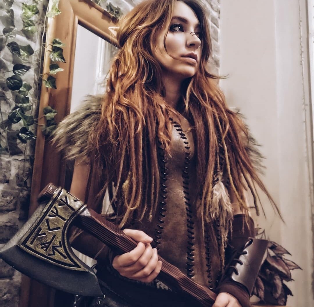 BladeAndMagic's tweet photo. "I have licked the fire 
      and danced in the ashes 
          of every bridge I ever burned."

🗡 Aredhel Ralaferin
✦ Knight Enchanter
🗡 Dalish Elf
✦ Not afraid to get dirty
🗡 Player of Wicked Grace
✦ Sarcasm's a second language
🗡 Avid protector

"How 'bout a ❤ &amp; Rt?" https://t.co/cl5kmAuemq