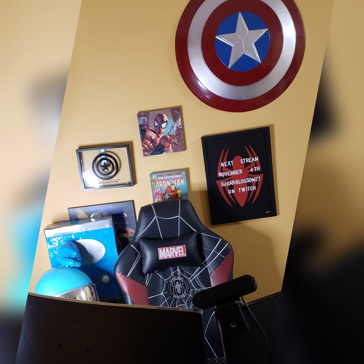 SugarBlossom27's tweet photo. Going to add in a Wednesday stream this week, let my new shield serve as an announcement 😂
P.S. @spirithalloween is 50% off!
Follow my twitch: https://t.co/TYaAU8Wby3
Join the community:
https://t.co/cbydpit1yp
#marvelforlife #marvelavengers #twitch #twitchstreamer https://t.co/642CDiDM17