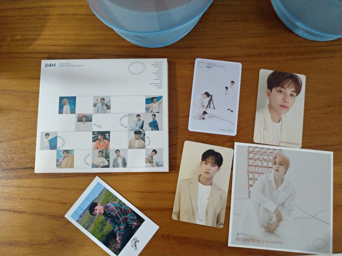shinybananamilk's tweet photo. TAGAL NA PALA NASA BAHAY NETO DI KO PINAPANSIN AKIN PALA YUNG PACKAGE  😂😂😂😂 SALAMAT PO @goldenxquartet 🥰🥰🥰 I GOT MY MAINS AS A PULL FOR THE HMV OMAYGAAAAAAD @pledis_17 https://t.co/PFannrPw9G
