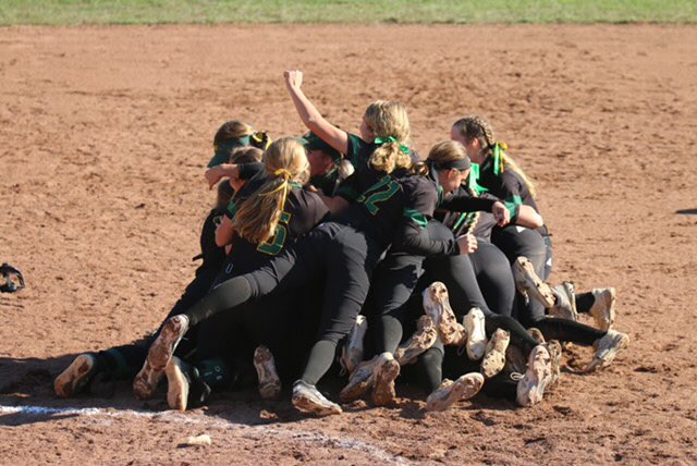 Rock Bridge Softball tweet media