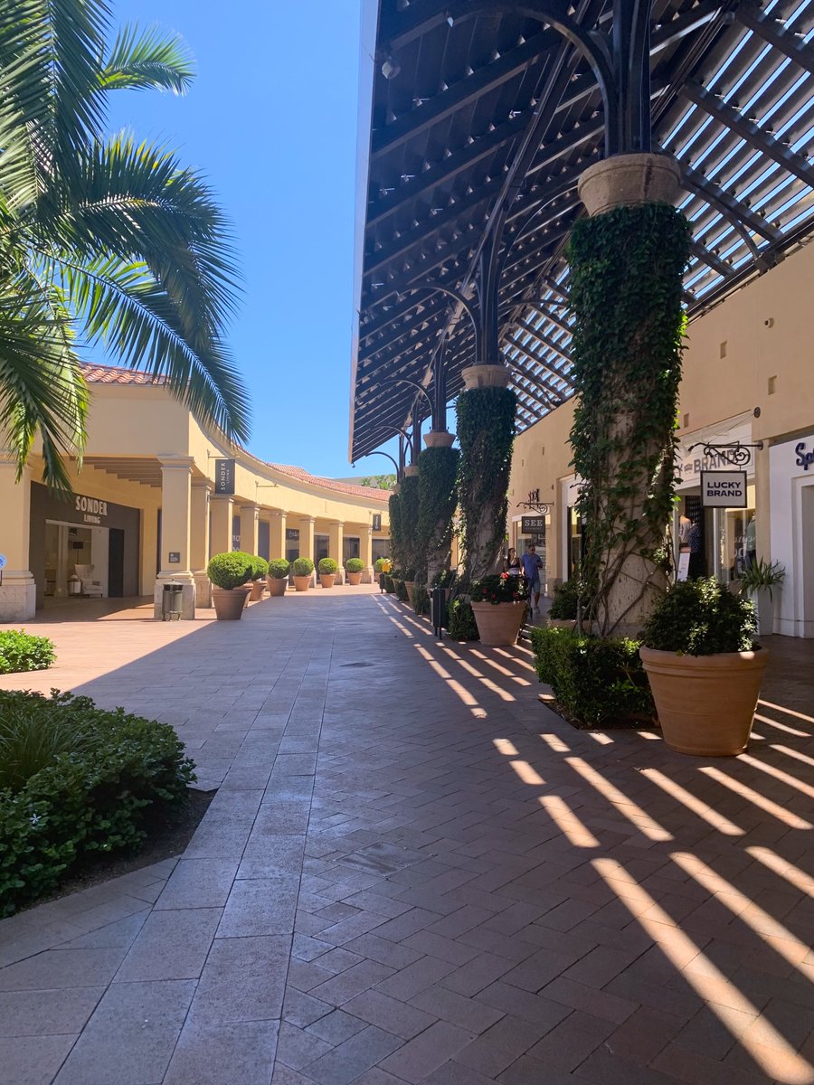 lucky brand fashion island