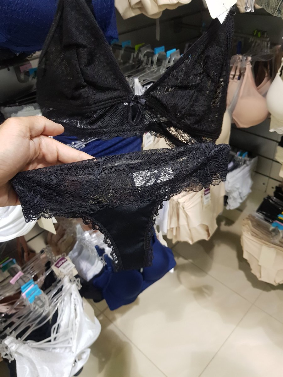 Lei_Lui69's tweet photo. El regalito que le daré a mi amada para que se estrene con un corneador que conocimos por acá... 

(Les mostraremos cómo le queda mi regalito cuando pase)

😈🤘🏻 https://t.co/8DG9nHA9Nl